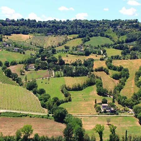 In Umbria Near Assisi, Cleaning Included * Ассизи